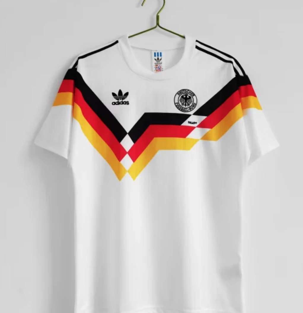 Retro 1990 Germany home S-2XL AT225 — foto 1