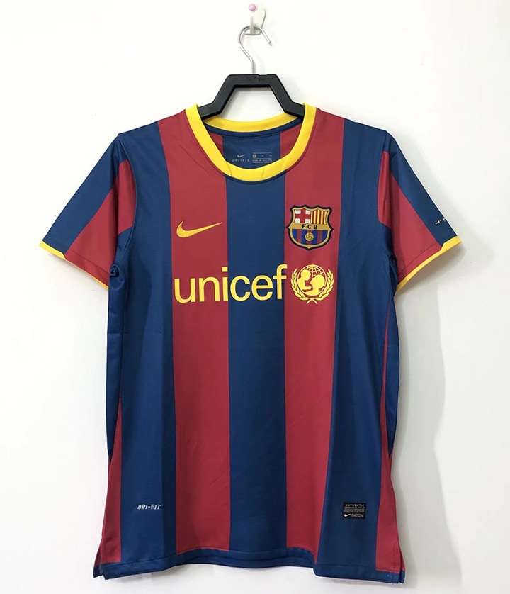 2010/11 Retro Barcelona home S-XXL — foto 1