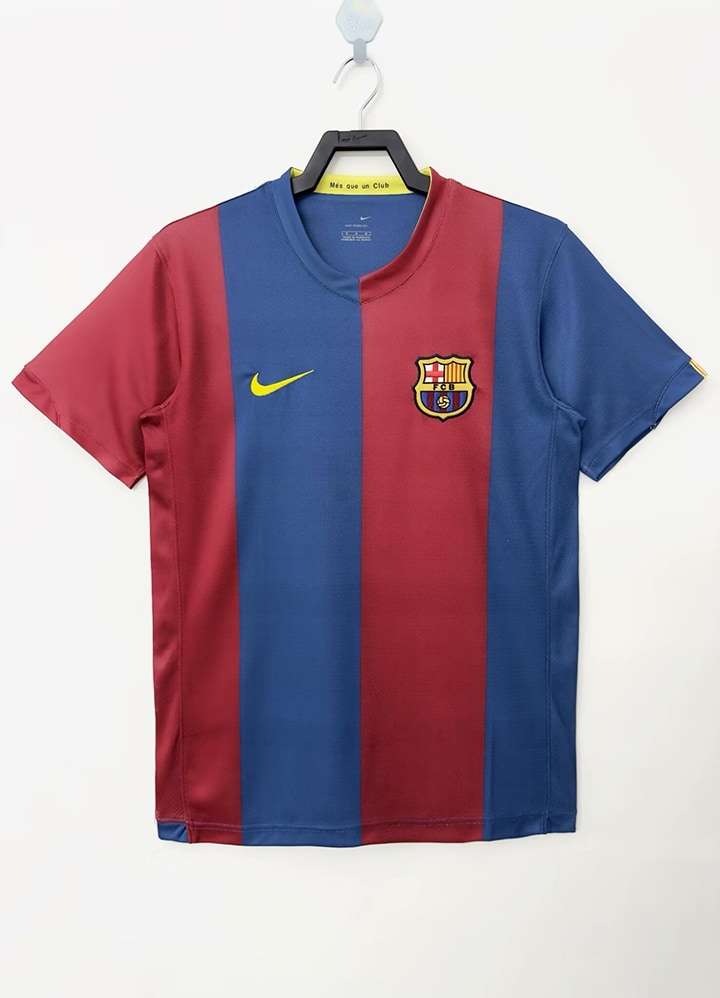 0607 Retro Barcelona home S-XXL — foto 1