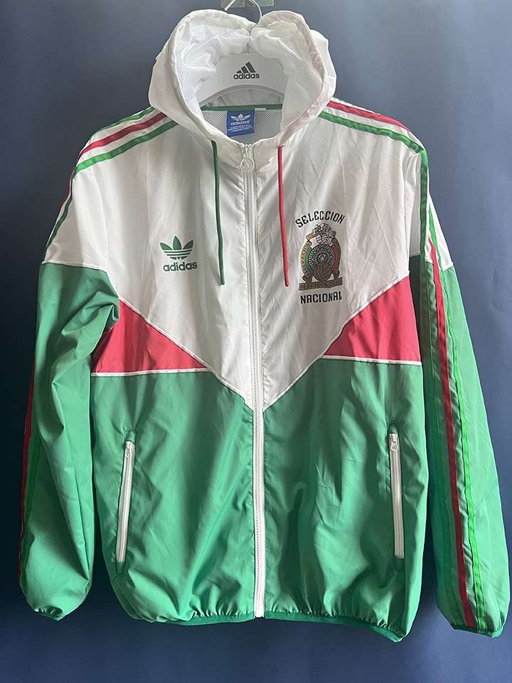 2023 Mexico green windbreaker S-XXL — foto 1
