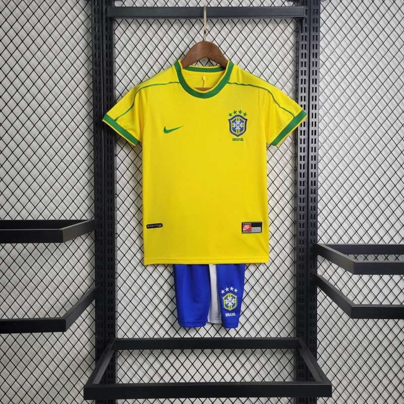 Retro Kids-1998 Brazil Home SIZE 16-28 — foto 1