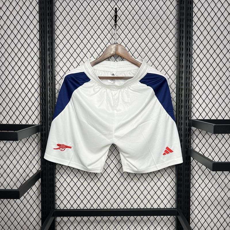 2425 Arsenal shorts home S-XXL — foto 1