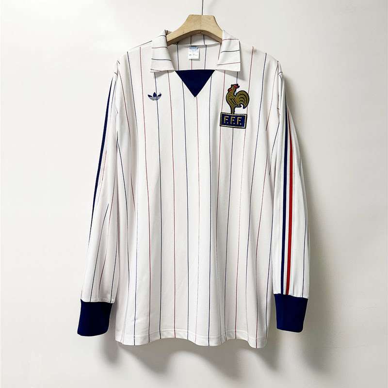 1980/82 Retro France away long sleeve S-XXL — foto 1