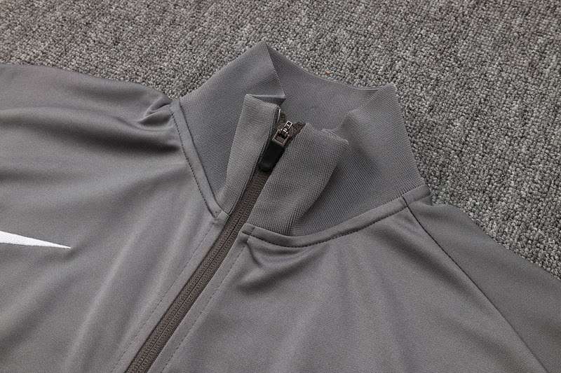 A762 2425 Tottenham hotspur long zipper light grey training suit player Size S-XXL — foto 3
