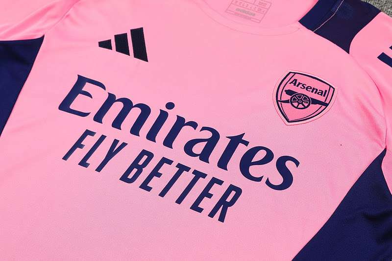 2425 Arsenal united deep PINK kit S-XXL — foto 4
