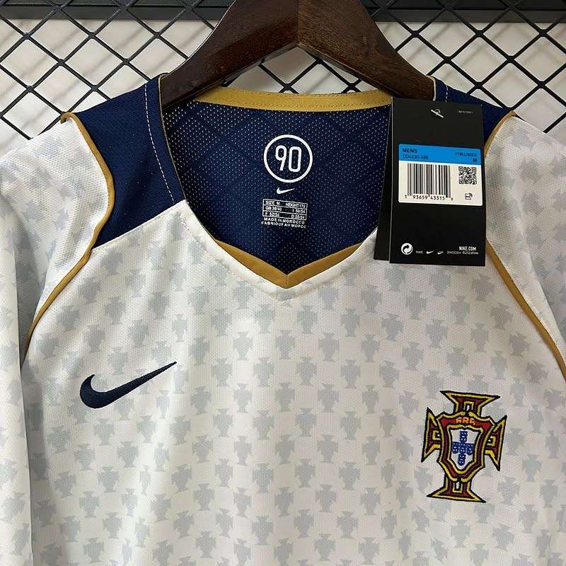 2004 Retro Portugal away S-XXL — foto 4