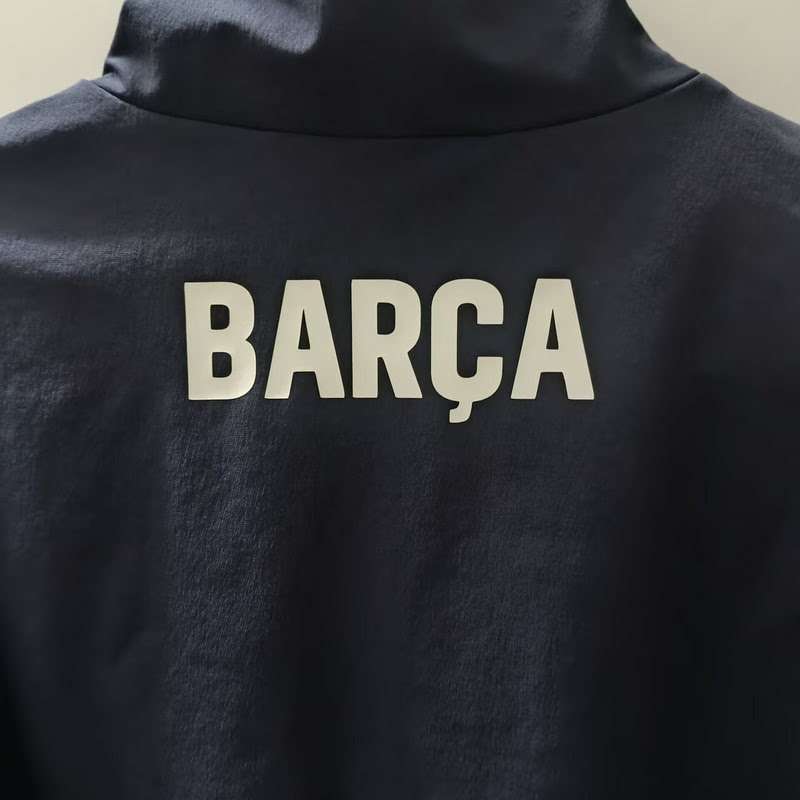2425 Windbreaker Barcelona newSize S-XXL — foto 4
