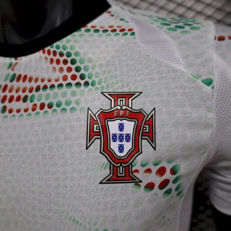 Portugal 2025/26 Away Player Jersey S-XXL — foto 3
