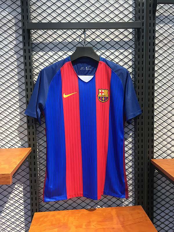 Retro 16-17 Barcelona Home S-2XL — foto 1