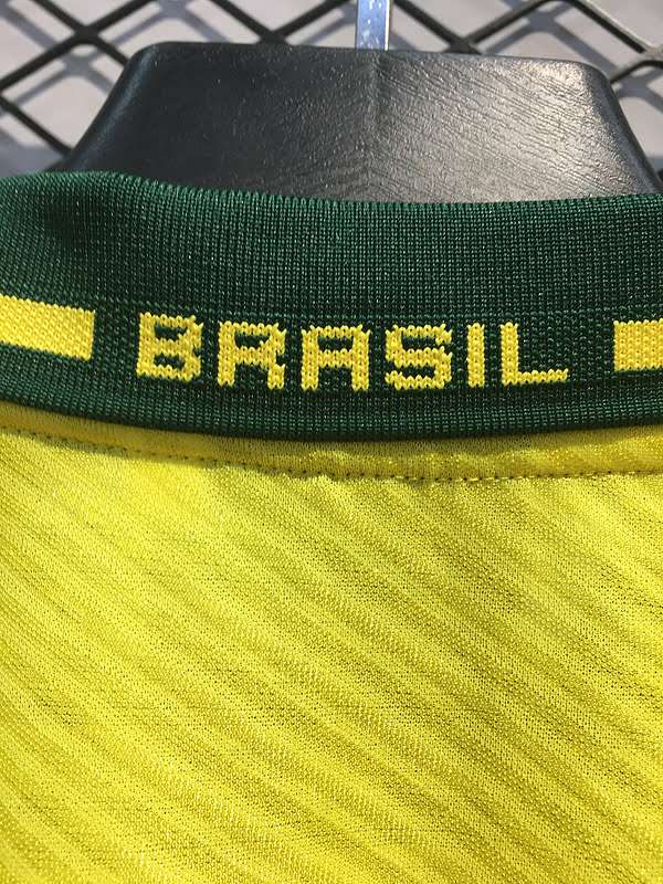 Retro 94/97 Brazil home S-2XL — foto 4