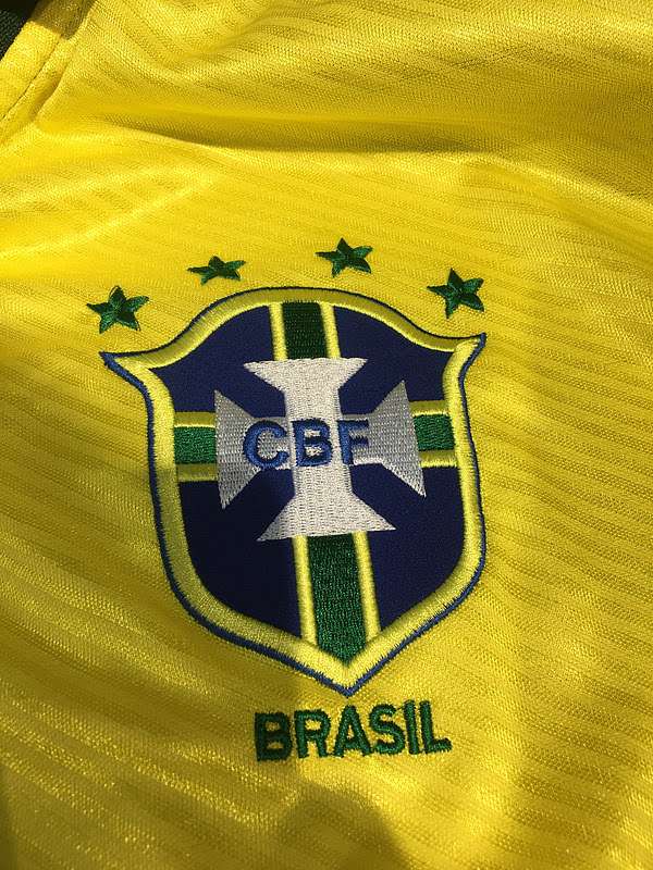 Retro 94/97 Brazil home S-2XL — foto 5