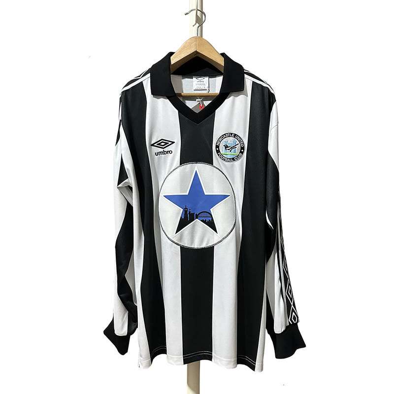 Retro 80-82 Newcastle home long sleeve Size S-XXL — foto 1