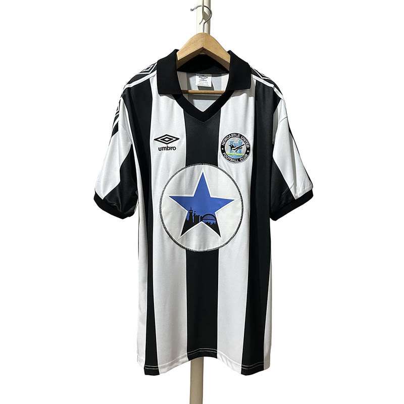 Retro 80-82 Newcastle home Size S-XXL — foto 1