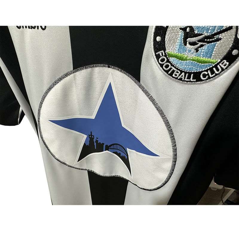 Retro 80-82 Newcastle home Size S-XXL — foto 4