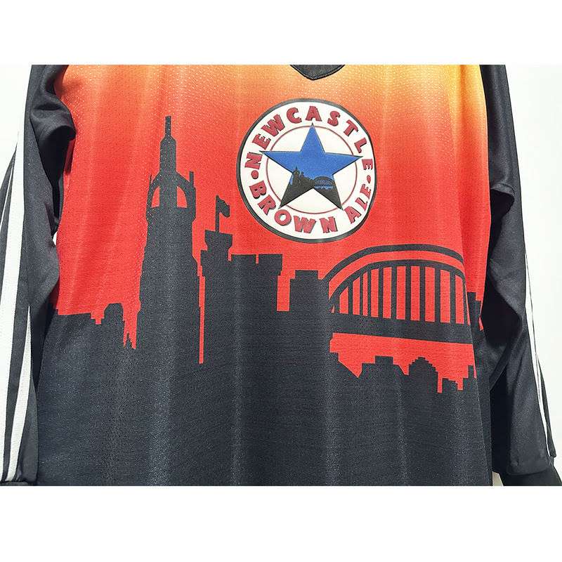 Retro 1996-97 Newcastle United GK long sleeve Size S-XXL — foto 4