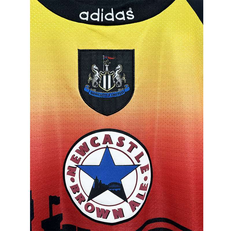 Retro 1996-97 Newcastle United GK long sleeve Size S-XXL — foto 5