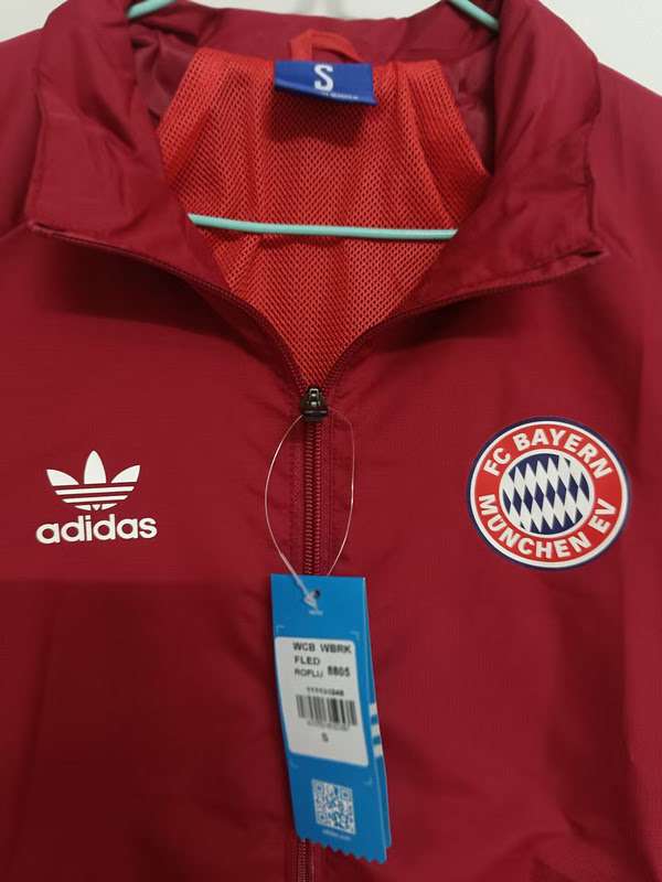 2425 Bayern red new windbreaker S-XXL — foto 4