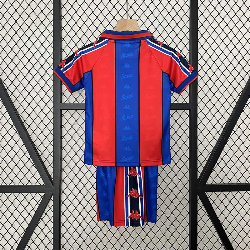 kids Barcelona 95∕97 home size︰ 16-28 — foto 2