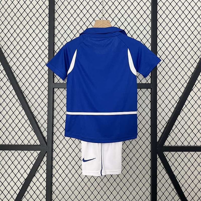 Retro Kids-2002 Brazil Away SIZE 16-28 — foto 2