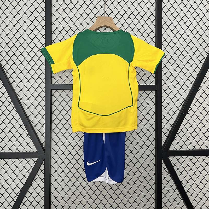Retro Kids-2004 Brazil Home SIZE 16-28 — foto 2