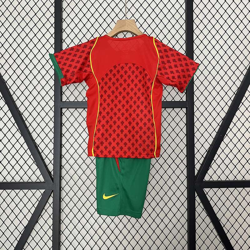 Retro kids Portugal 2004 Home size︰ 16-28 — foto 2