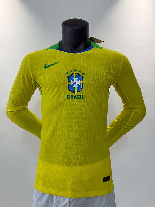 2526 Brazil Home Player Long Sleeves S-2XL — foto 1