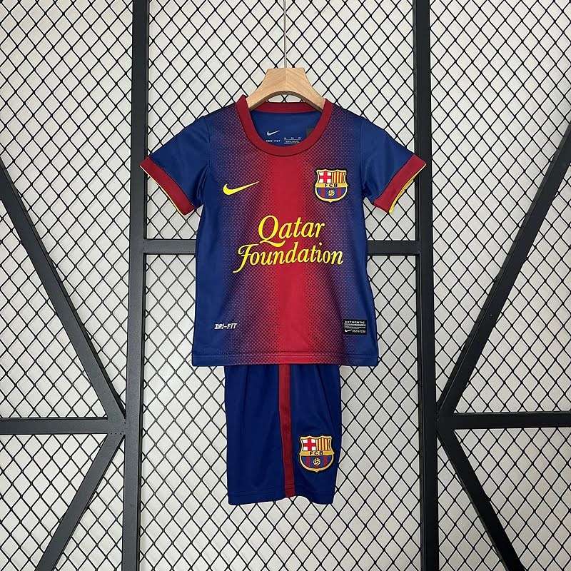 Retro kids Barcelona12∕13 home size︰ 16-28 — foto 1