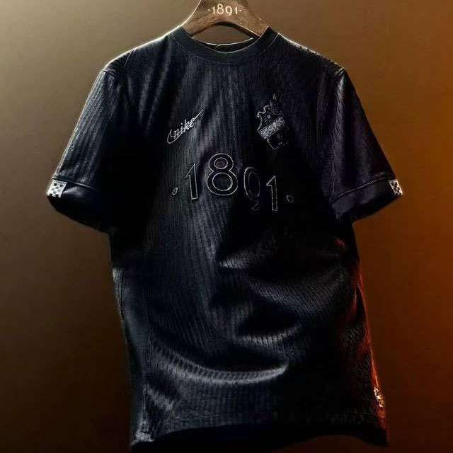 AIK Fotboll 2025 Anniversary jersey S-2XL — foto 4