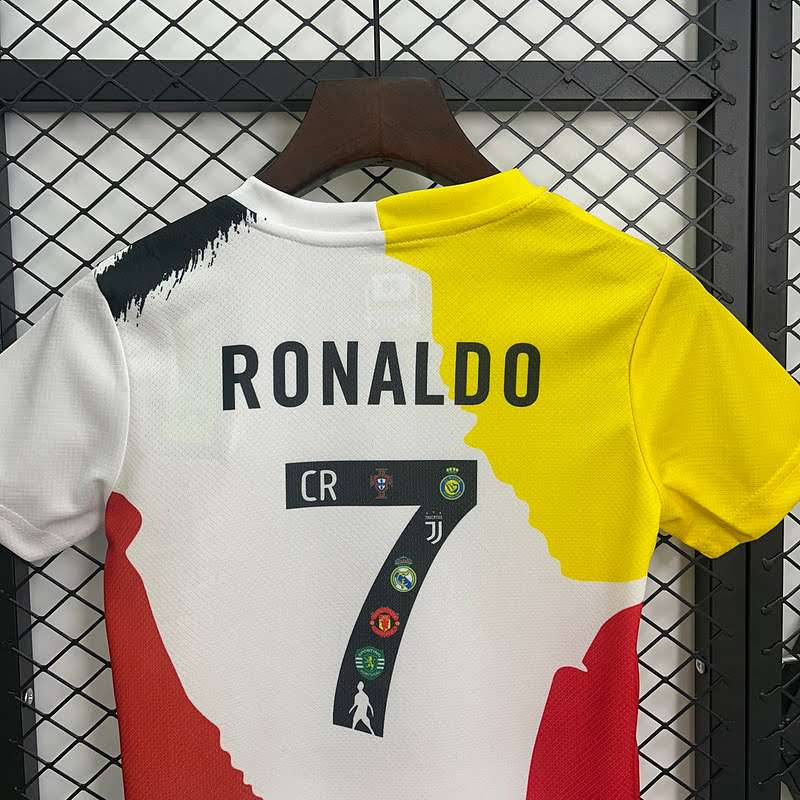 kids Cristiano Ronaldo Commemorative Edition 16-28 — foto 5
