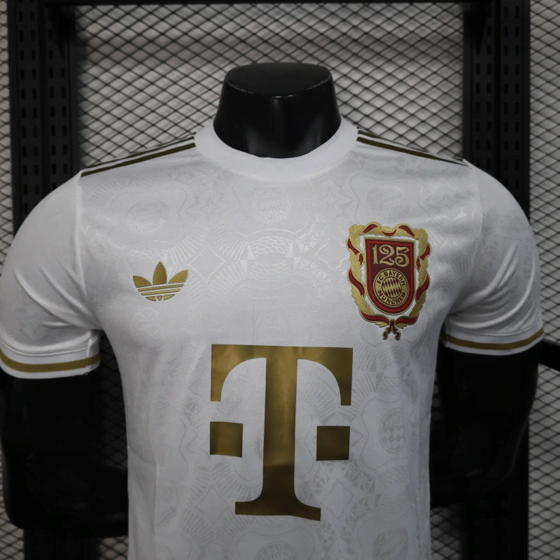 2526 Bayern 125 Years white player version S-XXL — foto 4