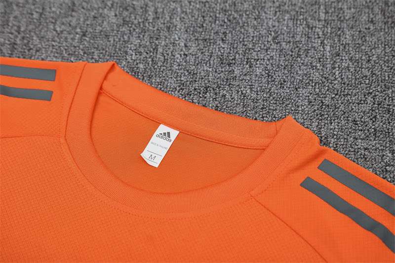 2526 Bayern orange taining suit S-XXL — foto 5