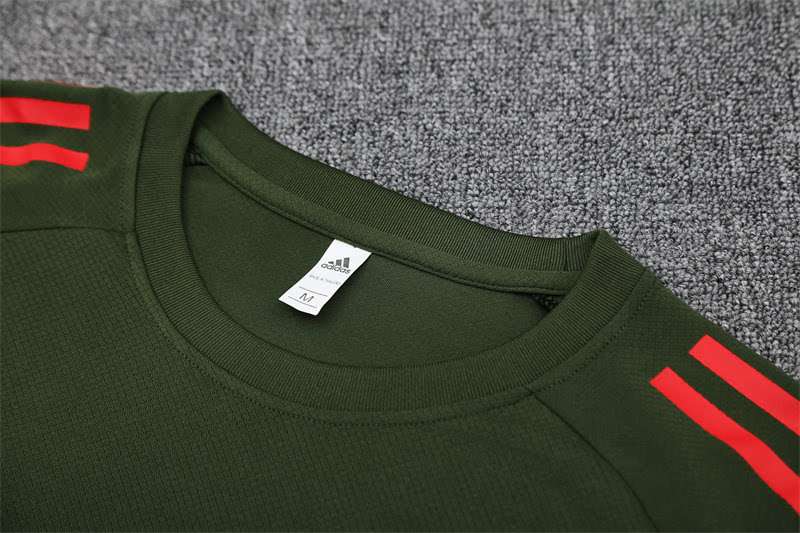 2526 Bayern green taining suit S-XXL — foto 5