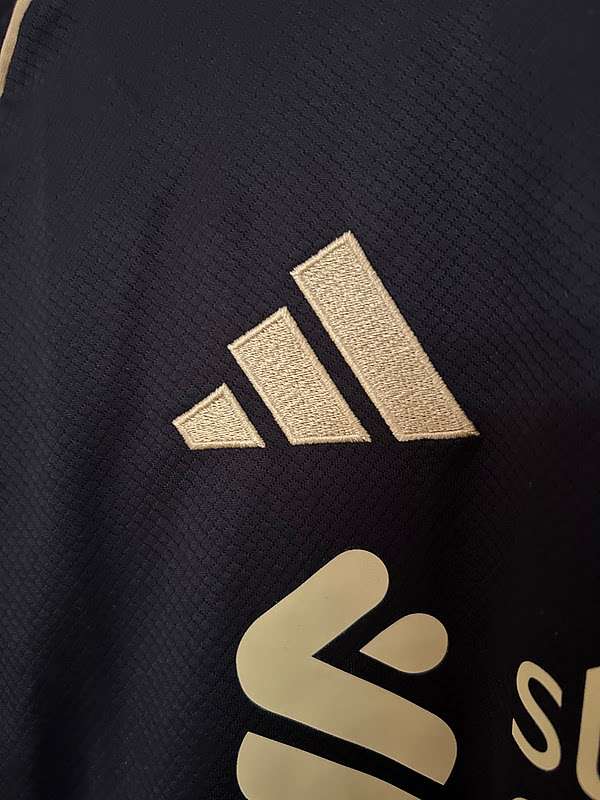 2526 Liverpool Goalkeeper version S-2XL — foto 3