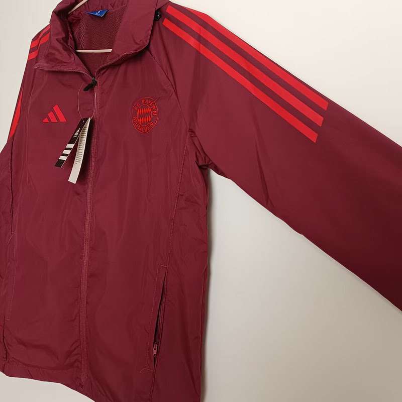 2526 Bayern red new windbreaker S-XXL — foto 3