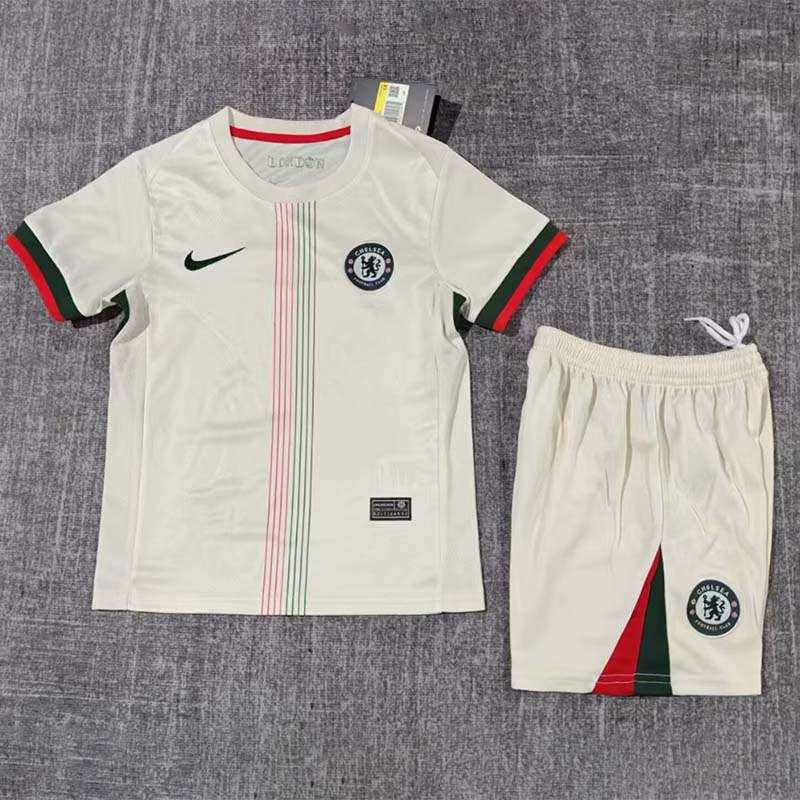 Chelsea 2025/26 Away Kids Kit 16-28 — foto 3