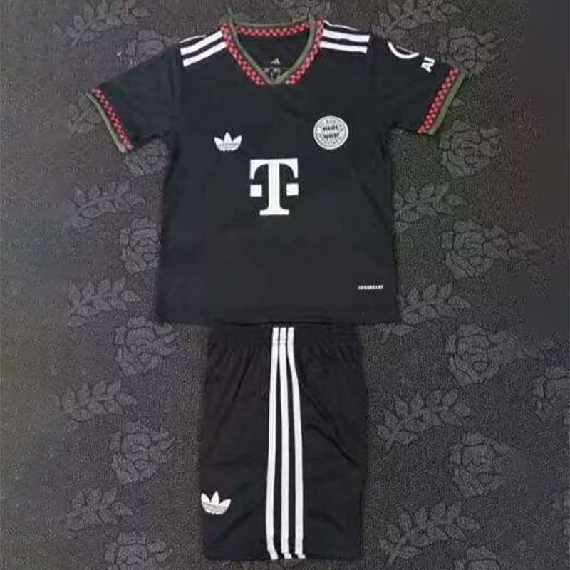 Bayern Munich 2526 Third Away Kids Kit 16-28 — foto 1