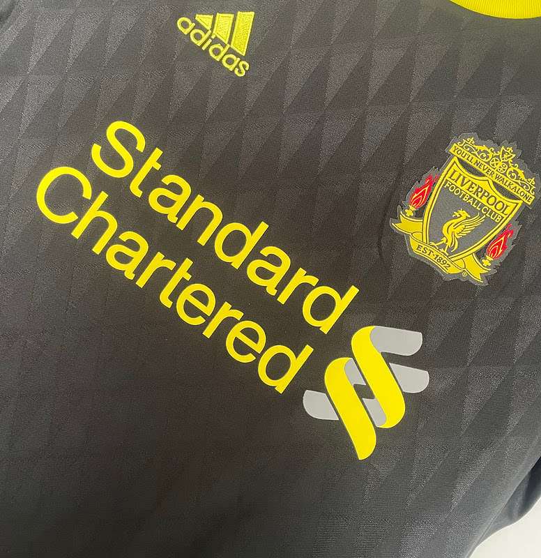 Retro 2010-11 Liverpool third Away S-2XL — foto 4