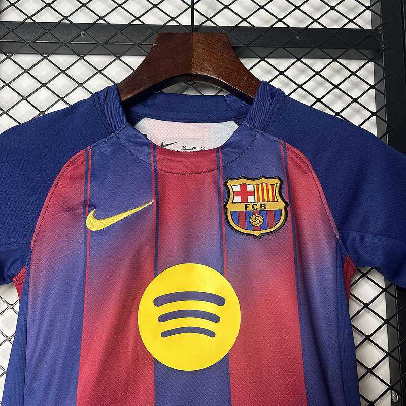 Barcelona 2526 Home Kids Kit 16-28 — foto 3