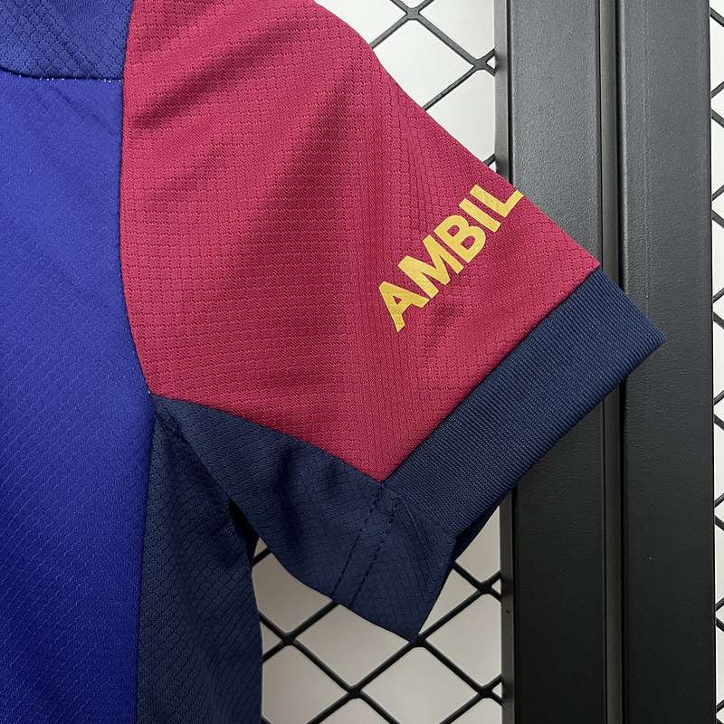 25∕26 kids Barcelona home size︰ 16-28 — foto 5