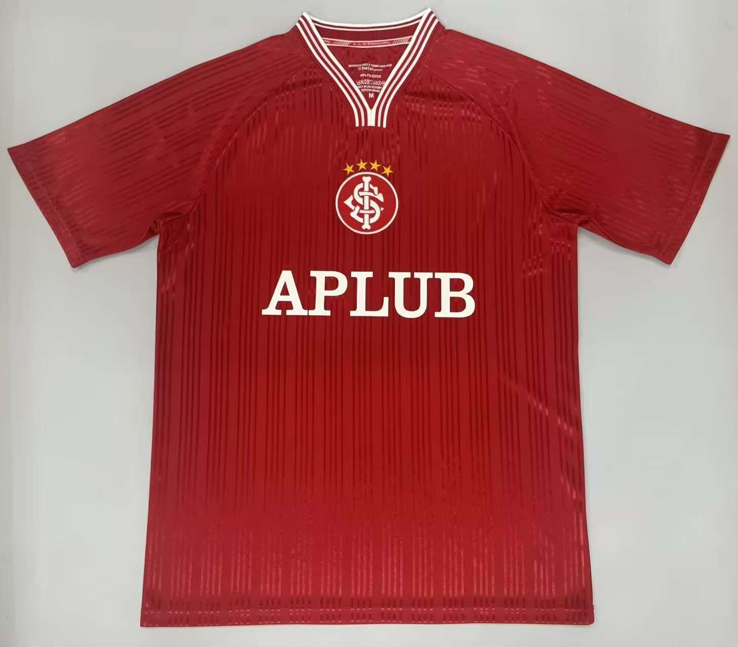2526 Internacional retro red S-4XL — foto 1