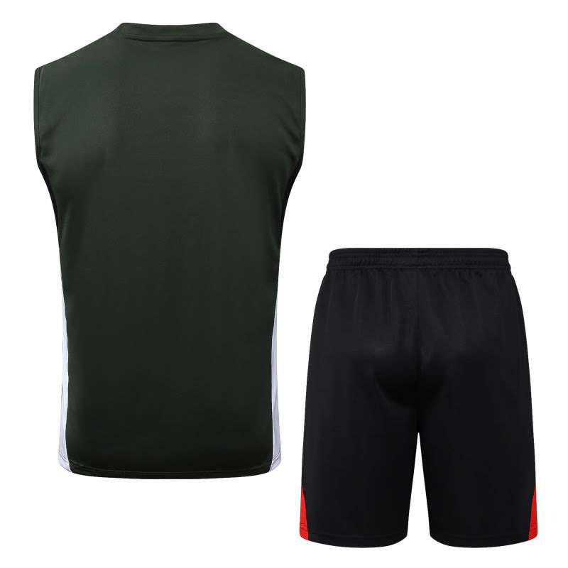 D25111# 2526 Bayern dark green vest suit S-2XL — foto 2