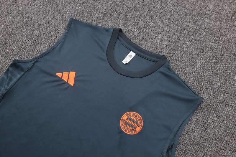 D25142# 2526 Bayern dark grey vest suit S-2XL — foto 4
