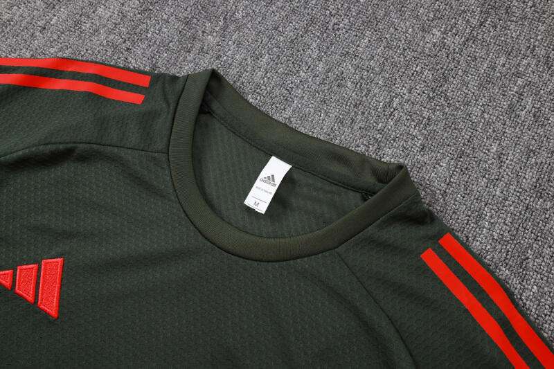 D25105# 2526 Bayern dark green short-sleeved suit S-2XL — foto 4