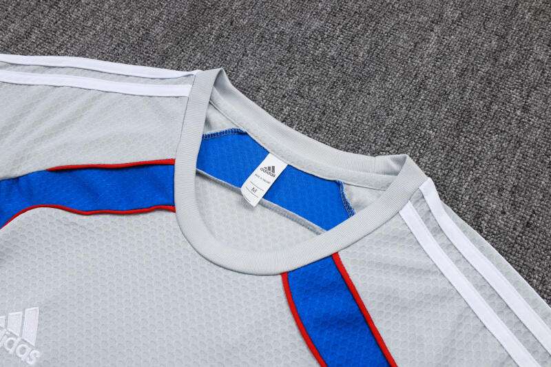 D25128# 2526 Bayern Grey Retro Short Sleeve Suit S-2XL — foto 3