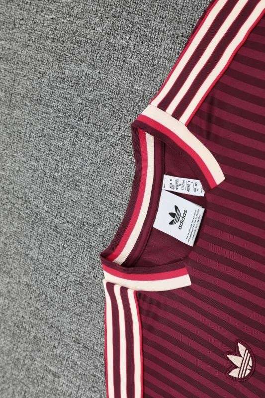2526 Bayern Red Short Sleeve Suit S-2XL — foto 4