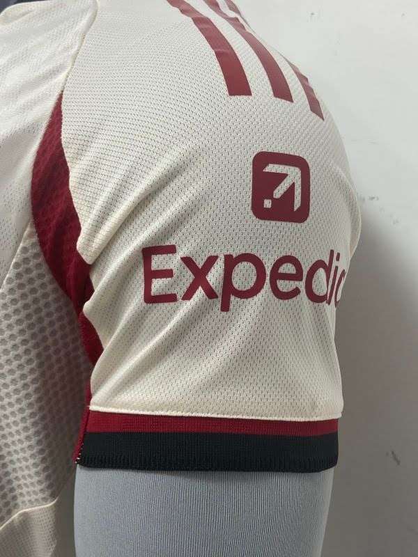 2526 Liverpool away player version S-2XL — foto 3