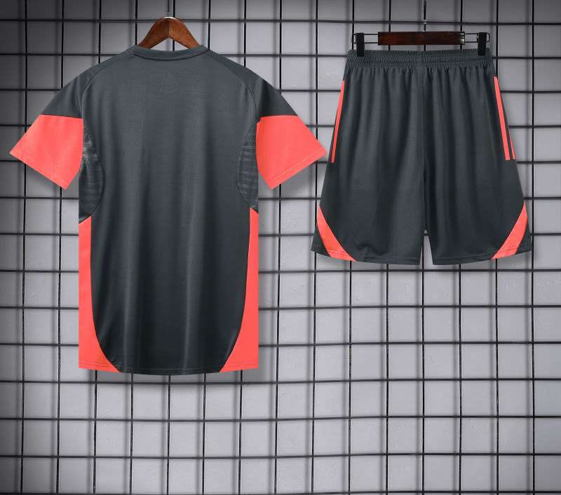 2526 Bayern Black Short Sleeve Suit S-2XL — foto 4
