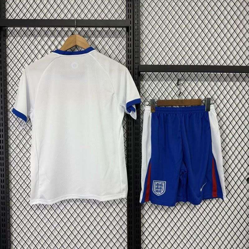 2526 England home kids 16-28 — foto 2