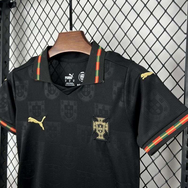 2627 world cup kids Portugal away  size 16-28 — foto 4
