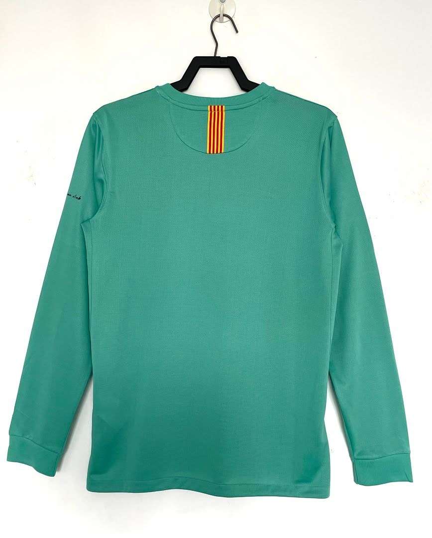 2010-11 Barcelona away long sleeve (5303) — foto 2